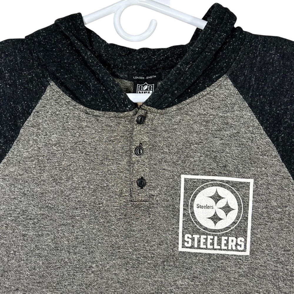 Pittsburgh Steelers NFL Team Apparel Long Sleeve Raglan Hoodie T-Shirt Men's L